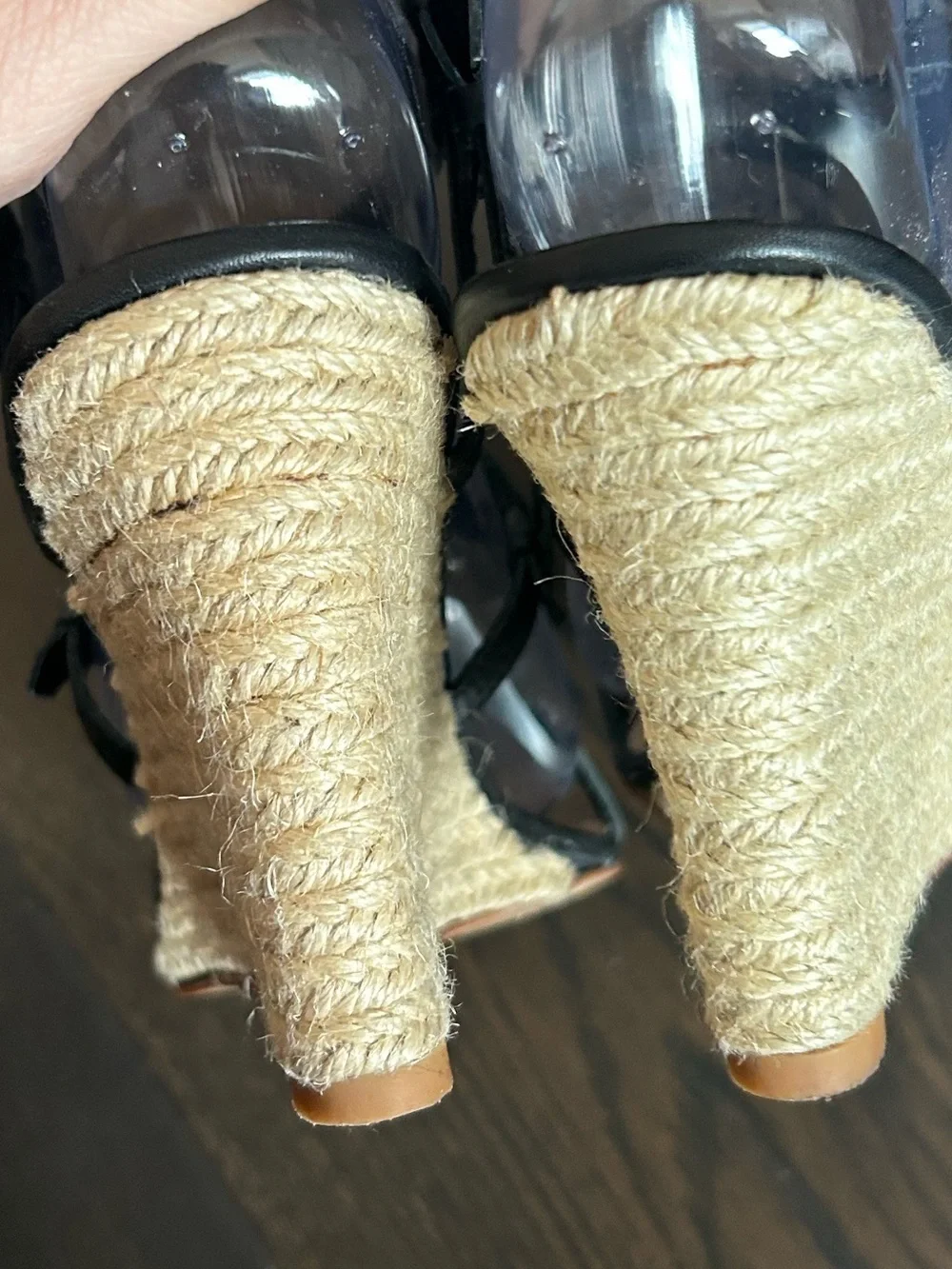 Pour La Victoire Betsy Black Leather Espadrille Wedge Sandals Size 6